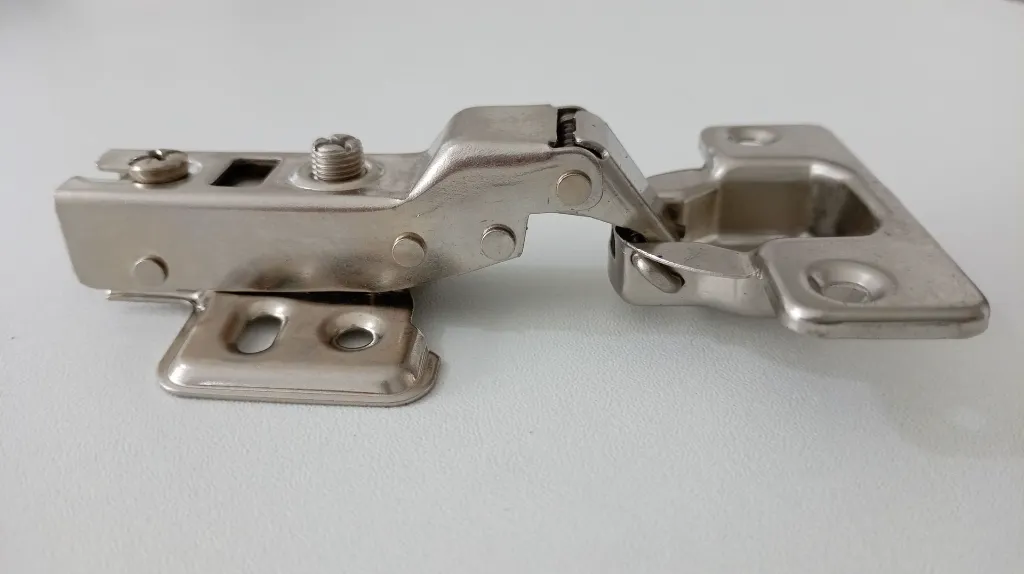 bisagra hidráulica semicodo.webp